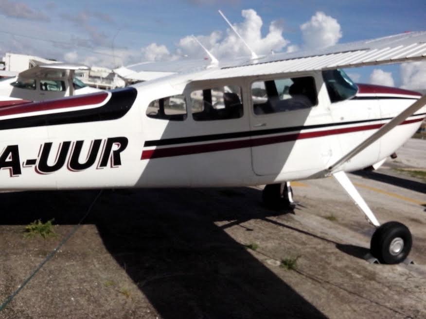 RENTA DE AVIONES EN CANCUN CESSNA 185 TOUR A CHICHENITZA PASEO AEREO PRIVADO