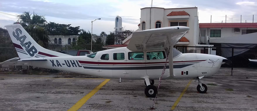 AVIONES EN PLAYA DEL CARMEN CESSNA 182 TOUR AÉREO RENTA DE AVIONETAS